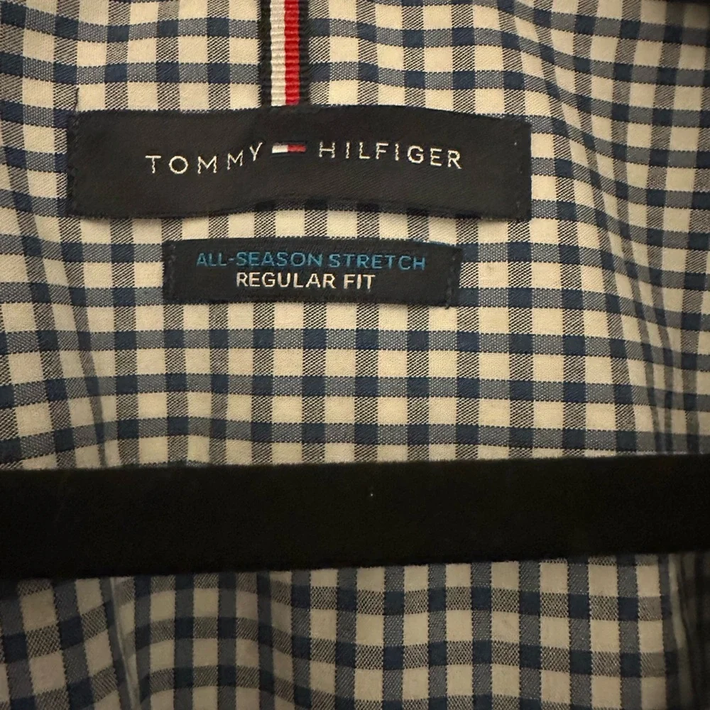 Tommy Hilfiger Navy and White Checked Button-Down Shirt Men’s - size 2xl - Picture 4 of 7